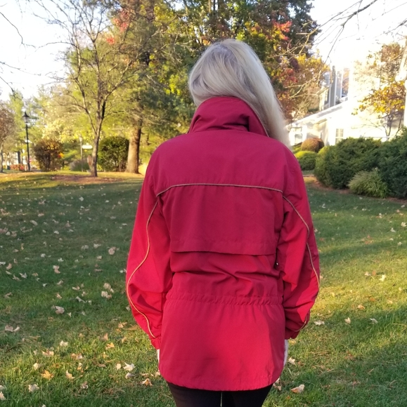 L. L. Bean Mountain Classic Red Anorak with New Buffalo Plaid Scarf, Small, $54 - Picture 6 of 17
